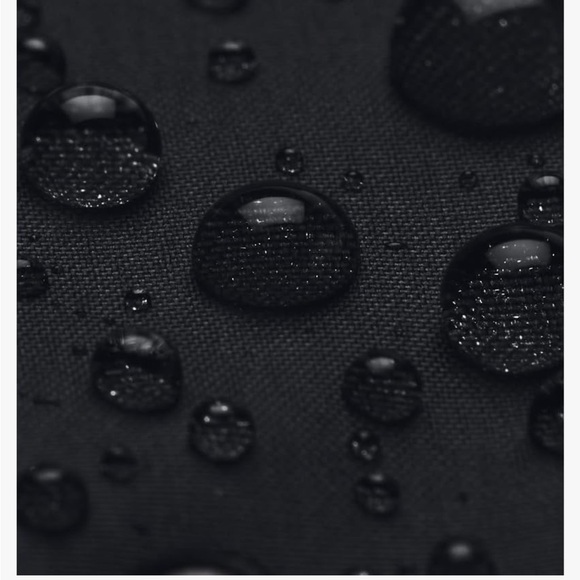 Under Armour Men’s Storm Vest (NWOT) - Picture 7 of 10